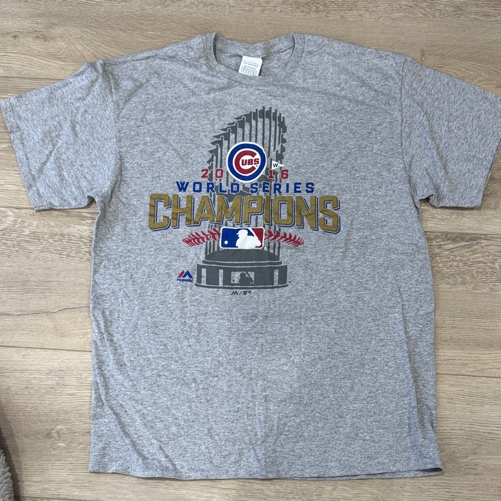 Chicago Cubs World Series Champions Gray T-Shirt